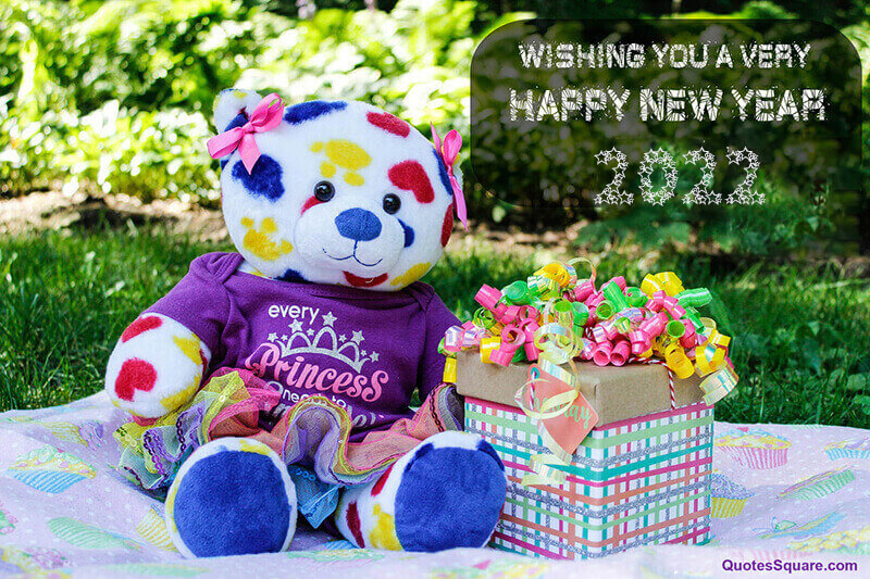 Romantic 2022 Happy New Year Teddy Bear Wishes