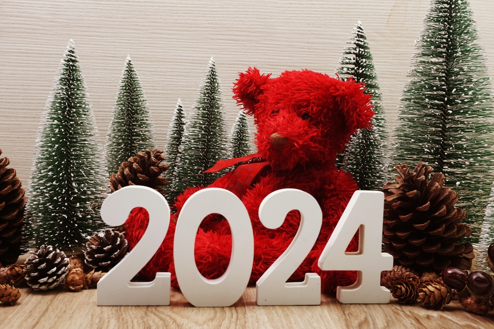 2024 Romantic Teddy Bear Wishing Happy New Year 2024 To Her